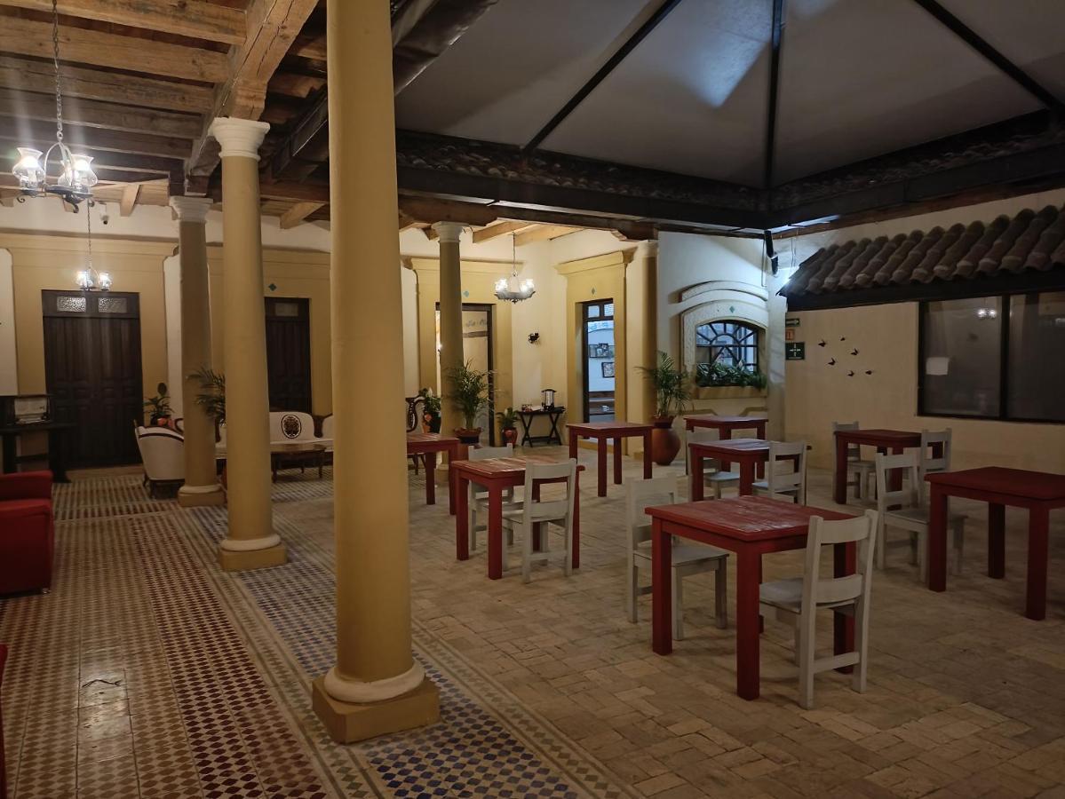 Hotel La Capilla San Cristobal de las Casas Bagian luar foto