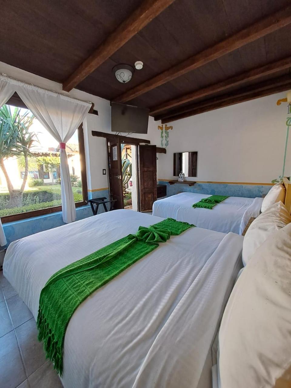 Hotel La Capilla San Cristobal de las Casas Bagian luar foto